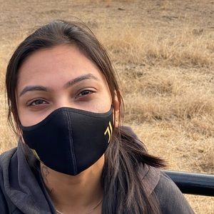 Meet your Posher, Amisha